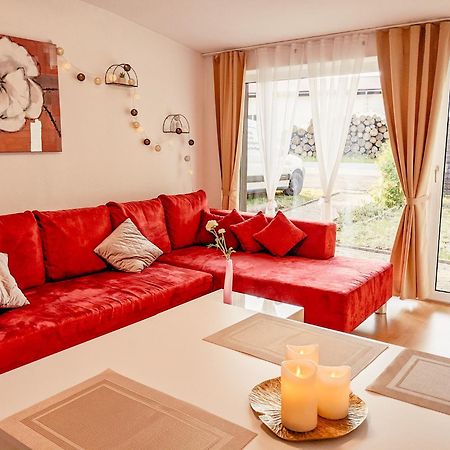 W5 - Urlaubsmagie - Wohnung Mit Grill, Terrasse & Pool Lichtenhain  Bagian luar foto
