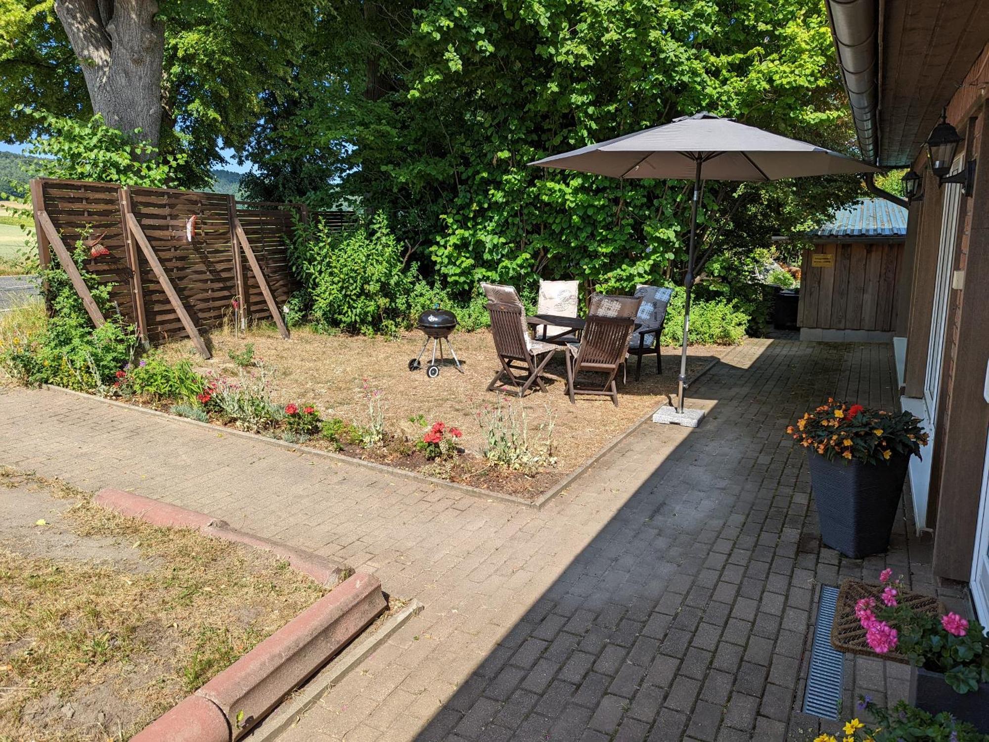 W5 - Urlaubsmagie - Wohnung Mit Grill, Terrasse & Pool Lichtenhain  Bagian luar foto