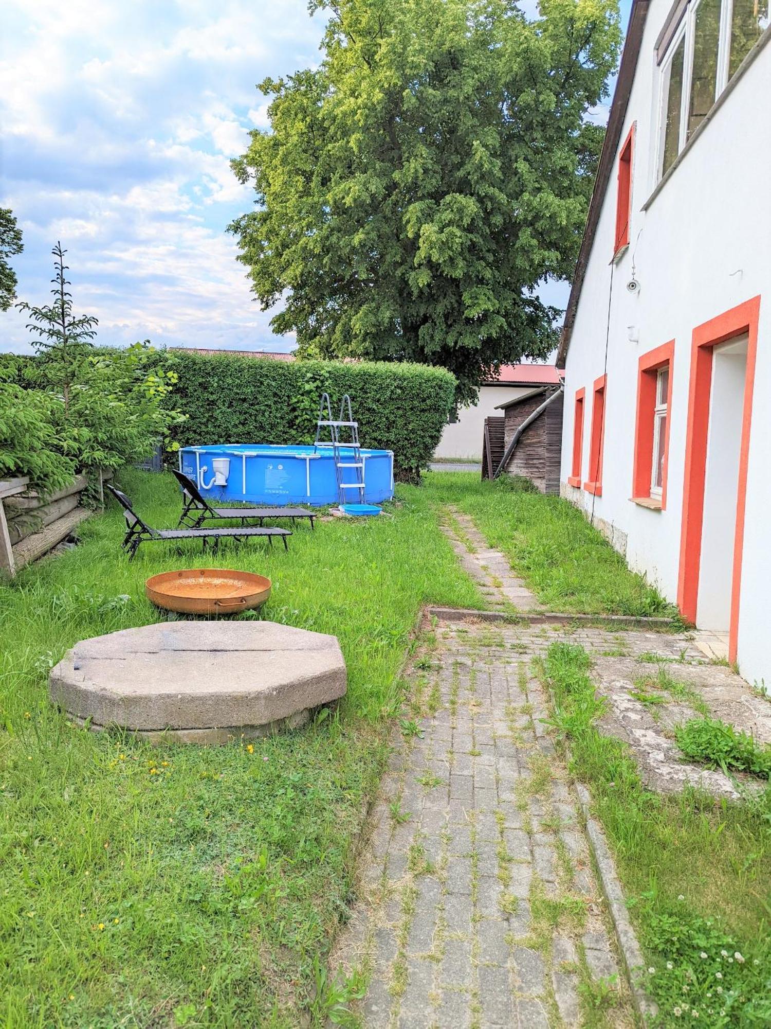 W5 - Urlaubsmagie - Wohnung Mit Grill, Terrasse & Pool Lichtenhain  Bagian luar foto
