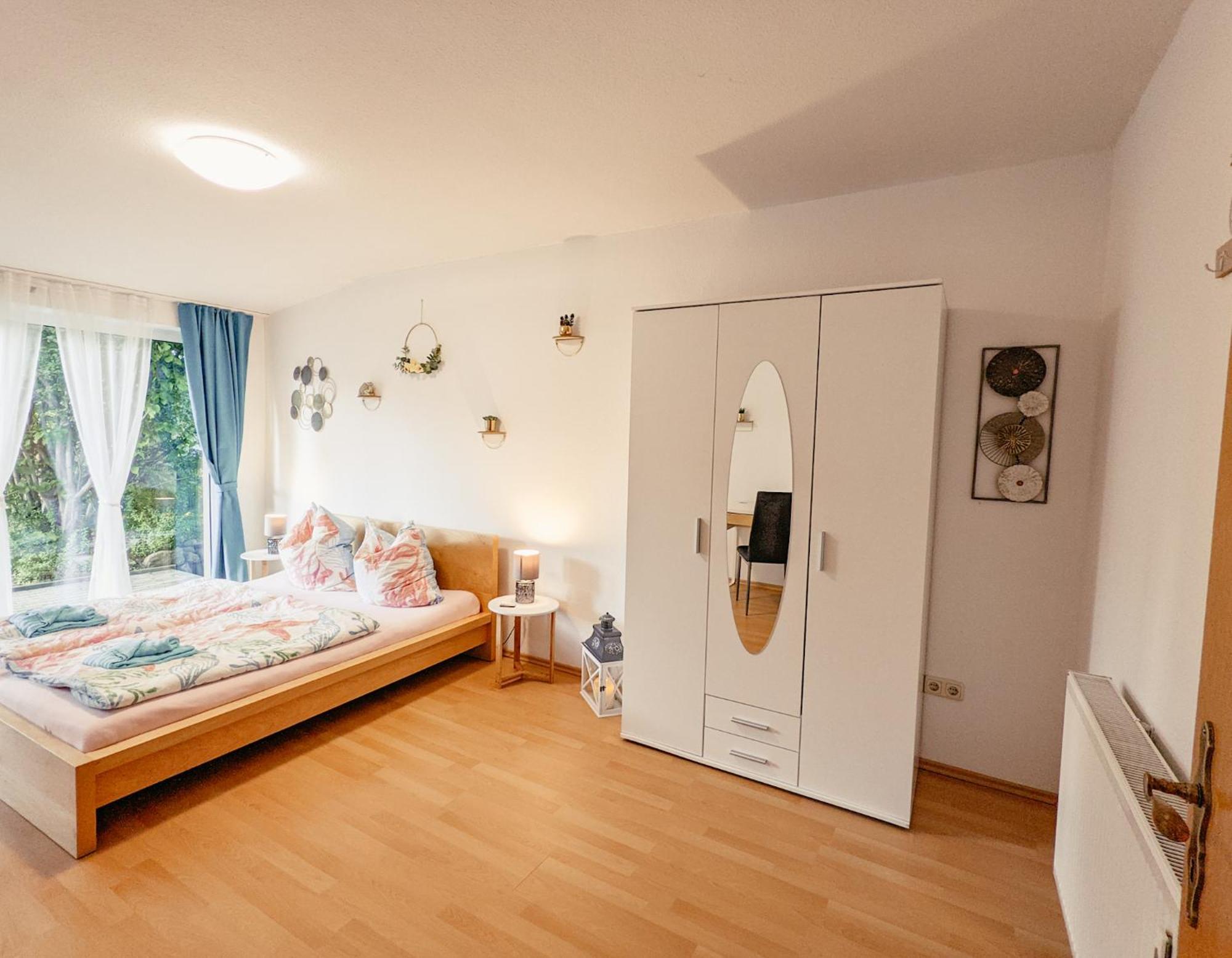 W5 - Urlaubsmagie - Wohnung Mit Grill, Terrasse & Pool Lichtenhain  Bagian luar foto